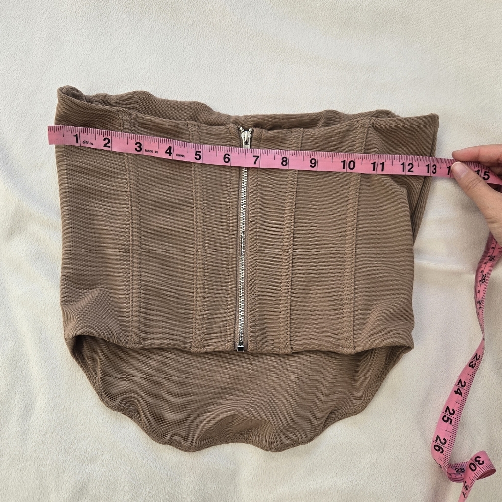 White Fox Sharp Edge Bustier Tan Beige Size Small - Picture 4 of 5
